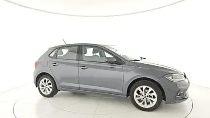 Usata VW Polo Style 95 CV (69 kW) 2025 Grigio Utilitaria