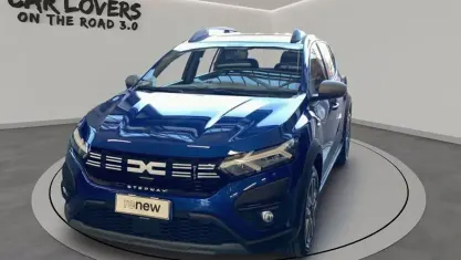 Usata Dacia Sandero Expression 101 CV (74 kW) 2023 Blu scuro Utilitaria