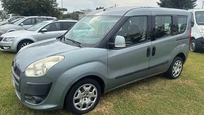 Grigio Usata 2011 Fiat Doblò Monovolume | 4017 € (Ottimo prezzo)