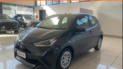 Usata Toyota Aygo Cool 72 CV (52 kW) 2019 Nero Utilitaria
