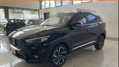 Usata MG ZS Luxury 106 CV (77 kW) 2023 Nero SUV