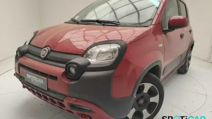 Occasion Fiat Panda Cross Cross 70 ch (51 kW) 2024 Rouge Citadine