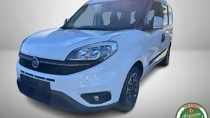 Usata Fiat Doblò Lounge 120 CV (88 kW) 2017 Monovolume