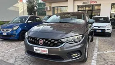Grigio Usata 2016 Fiat Tipo Opening Edition Tre volumi | 5980 € (Buon prezzo)