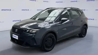 Usata Seat Arona Reference 95 CV (69 kW) 2025 Gray SUV