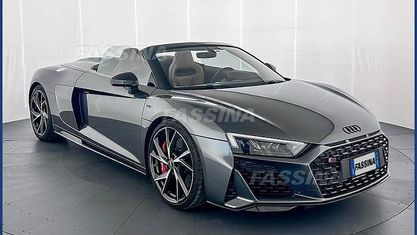 Usado Audi R8 Spyder Performance 570 HP (419 kW) 2021 Cinzento Cabrios
