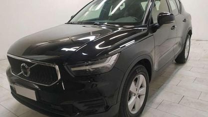 Gebraucht Volvo XC40 Momentum 129 PS (94 kW) 2021 Schwarz SUV