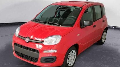 Nouă Fiat Panda 69 CP (50 kW) 2025 Roșu Hatchback