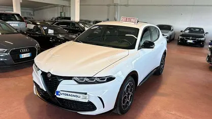 Bianco Usata 2024 Alfa Romeo Tonale Sprint SUV | 31.200 € (Buon prezzo)