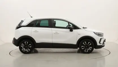 Usata Opel Crossland Elegance 110 CV (80 kW) 2023 Biancobianco SUV