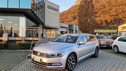 Argento Usata 2019 VW Passat Executive Station wagon | 19.900 € (Buon prezzo)