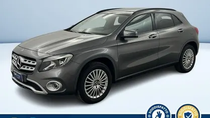 Usata 2017 Mercedes GLA180 Executive SUV | 18.400 € (Buon prezzo)