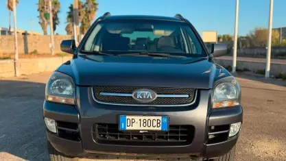Usata Kia Sportage Active 140 CV (102 kW) 2008 Grigio SUV