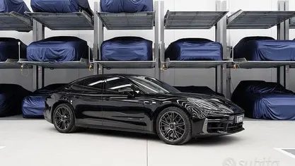 Usata Porsche Panamera Turbo E-Hybrid 679 CV (499 kW) 2024 Berlina