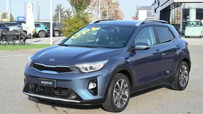 Usata Kia Stonic 101 CV (74 kW) 2020 Blu/azzurro SUV