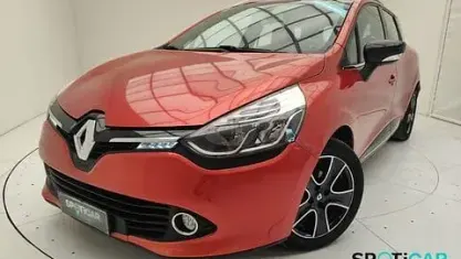Usata Renault Clio GrandTour 90 CV (66 kW) 2016 Rosso Station wagon