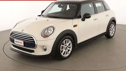 Usata Mini Cooper D 116 CV (85 kW) 2017 Bianco Utilitaria