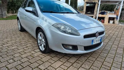 Usata Fiat Bravo Active 90 CV (66 kW) 2011 Grigio Utilitaria