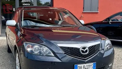 Usata Mazda 3 109 CV (80 kW) 2007 Nero Berlina