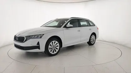 Neu Skoda Octavia Executive 150 PS (110 kW) 2026 Weiß Kombi