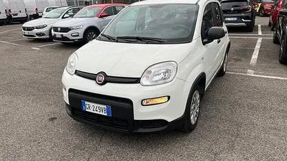 Bianco Usata 2023 Fiat Panda S Due volumi | 9990 € (Buon prezzo)