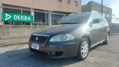 Usata Fiat Croma Dynamic 120 CV (88 kW) 2006 Grigio Station wagon