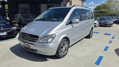 Usata Mercedes Viano 150 CV (110 kW) 2004 Monovolume