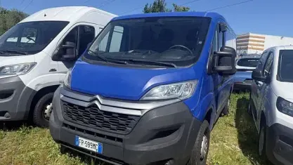 Begagnad Citroën Jumper 110 HK (80 kW) 2018 Blå Minibuss