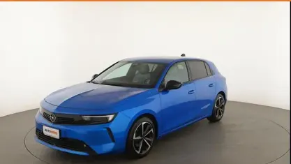 Usata Opel Astra Elegance 131 CV (96 kW) 2023 Blu Utilitaria