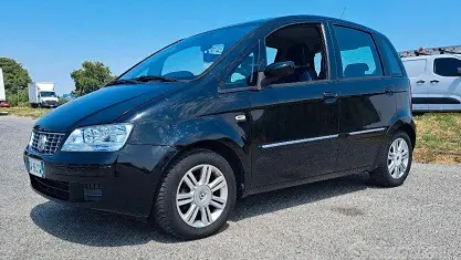 Usata Fiat Idea 77 CV (56 kW) 2009 Nero Monovolume