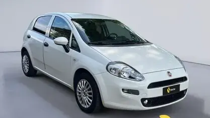 Usata Fiat Punto Street 69 CV (50 kW) 2017 Bianco Utilitaria