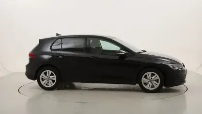 Usata VW Golf VIII Life 110 CV (80 kW) 2023 Berlina
