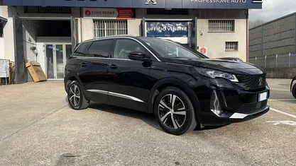 Usata Peugeot 5008 GTi 131 CV (96 kW) 2023 Nero SUV