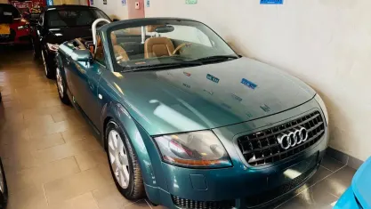 Usata Audi TT Roadster 179 CV (131 kW) 2000 Verde Cabrio