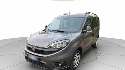Grigio Usata 2019 Fiat Doblò Monovolume | 14.300 € (Buon prezzo)