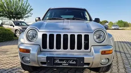 Usata Jeep Cherokee Sport 143 CV (105 kW) 2002 SUV