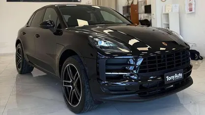 Nero Usata 2021 Porsche Macan SUV | 48.790 € (Super prezzo)