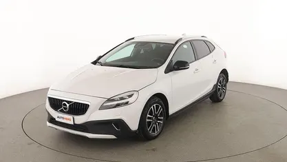 Usata Volvo V40 CC Business Edition 120 CV (88 kW) 2018 Bianco Station wagon