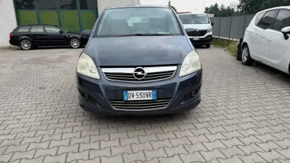 Usata Opel Zafira Cosmo 94 CV (69 kW) 2009 Grigio Monovolume