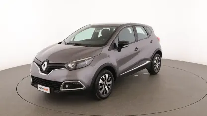 Usata Renault Captur Zen 90 CV (66 kW) 2017 Grigio SUV