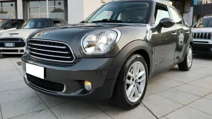 Usata Mini Cooper D Countryman 111 CV (81 kW) 2010 Grigio SUV