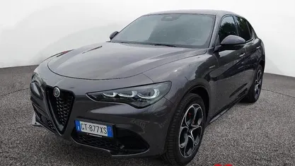 Grigio Usata 2024 Alfa Romeo Stelvio Veloce SUV | 42.900 € (Buon prezzo)