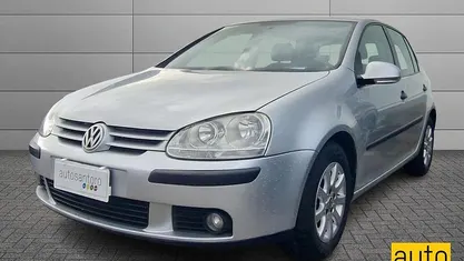 Grigio Usata 2007 VW Golf V Comfortline Tre volumi | 3950 € (Buon prezzo)