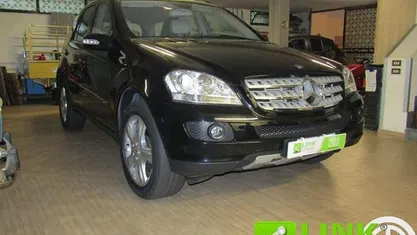 Usata 2007 Mercedes ML300 SUV | 17.900 €