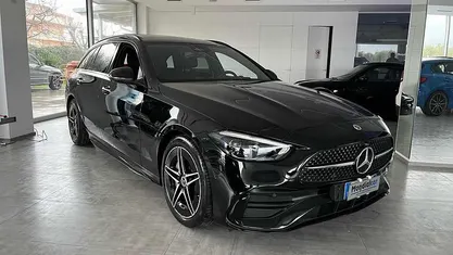 Usata Mercedes C300e Premium 265 CV (194 kW) 2022 Nero Station wagon