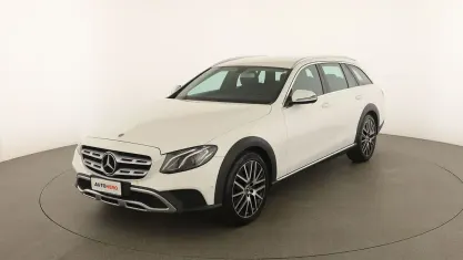 Usata Mercedes E220 Business 195 CV (143 kW) 2019 Bianco