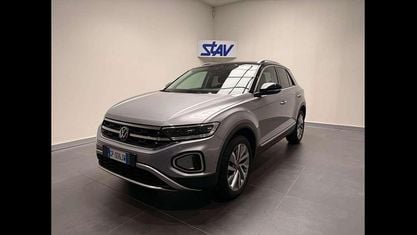 Usata VW T-Roc Style 150 CV (110 kW) 2023 Argento SUV