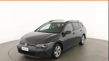 Usata VW Golf VIII Life 110 CV (80 kW) 2021 Grigio Station wagon