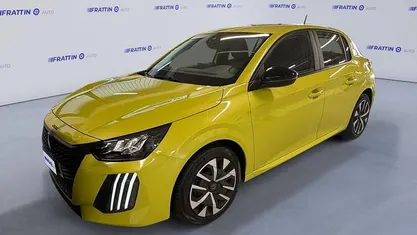 Giallo Usata 2024 Peugeot 208 Style Due volumi | 14.990 € (Buon prezzo)