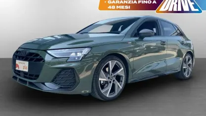 Usata Audi A3 S-Line 150 CV (110 kW) 2025 Verde distretto metallizzato Berlina